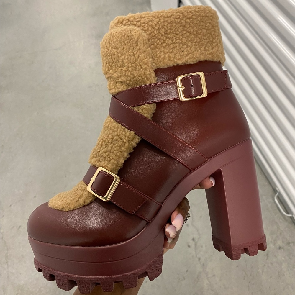 Women’s Fur Bootie